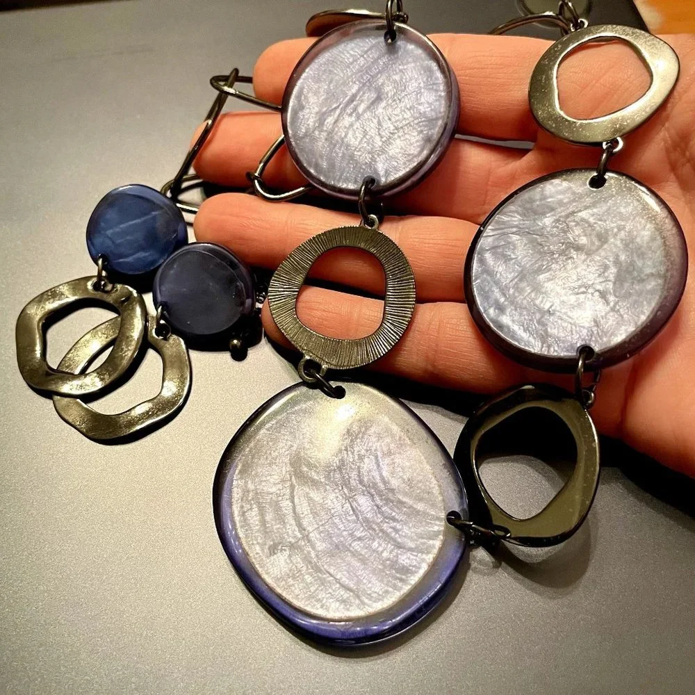 Modern Frosty Blue Metal Hoop Earrings & Necklace Set - Picture 6 of 6